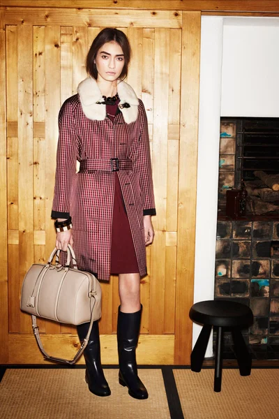 Look 28
